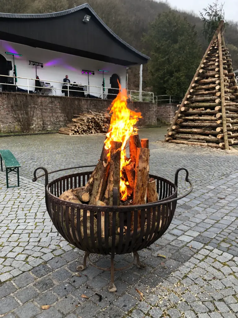 Osterfeuer 2023: Gemeinsam vorbereitet, gemeinsam gefeiert – Aufnahme 13