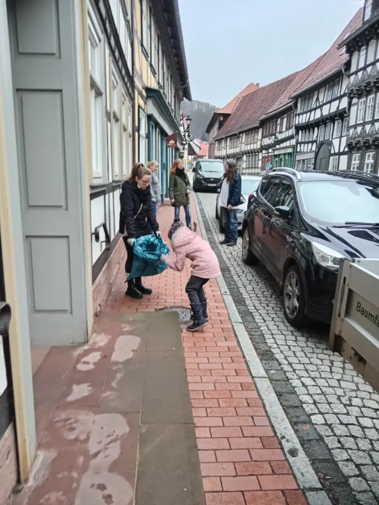 Gemeinsam unterwegs für ein sauberes Stolberg – Aufnahme 1